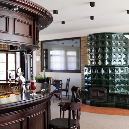 100 Eves Fogado 3* Szatymaz