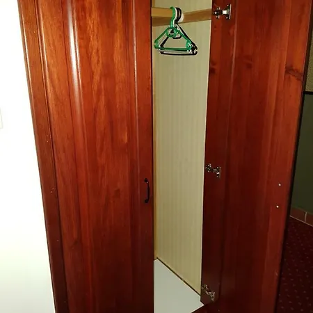 Oda ve Kahvaltı 100 Eves Fogado Szatymaz