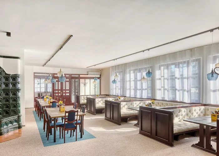 100 Eves Fogado فندق مبيت وإفطار 3*