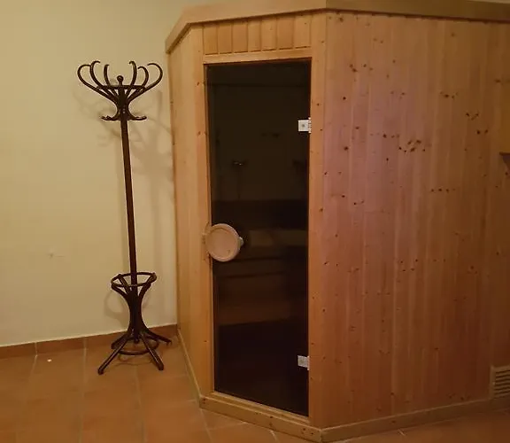 100 Eves Fogado Szatymaz