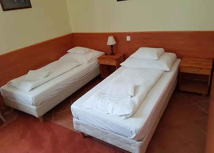 100 éves 3*
